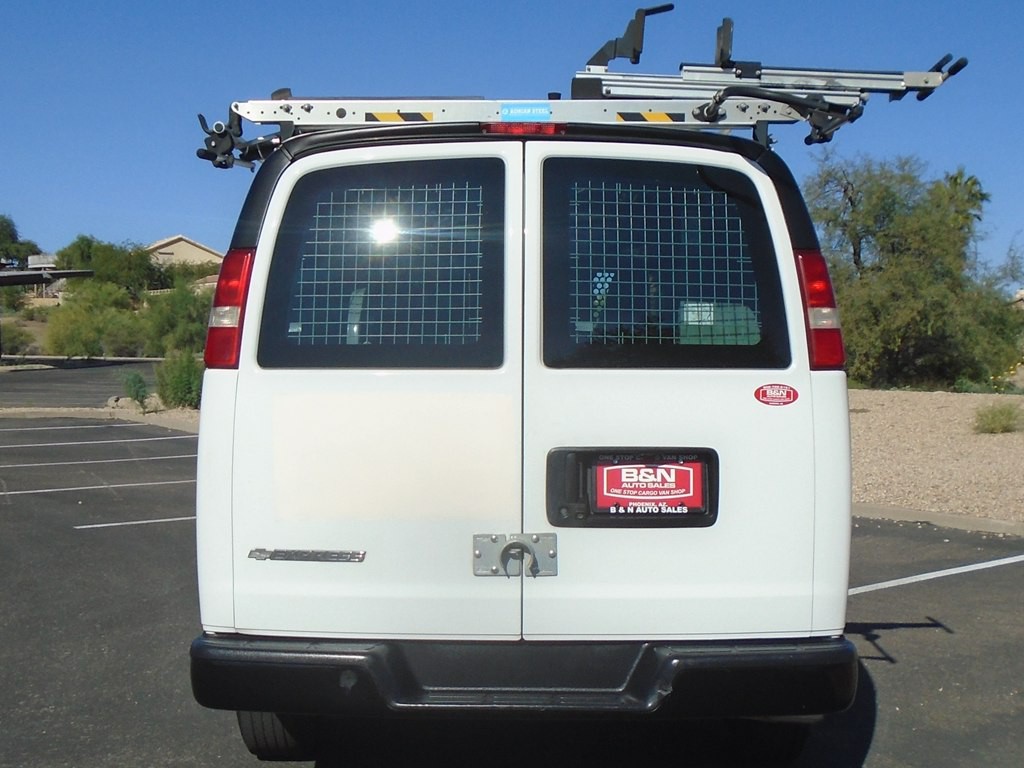 2018 Chevrolet Express Image 4