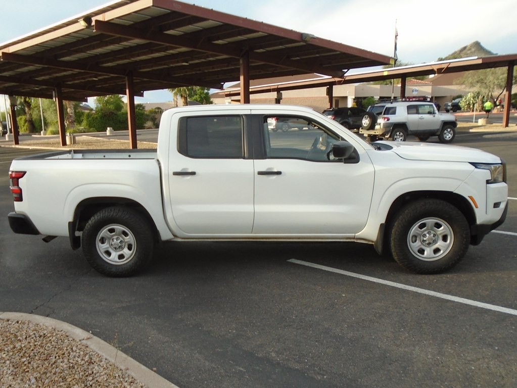 2022 Nissan Frontier Image 6
