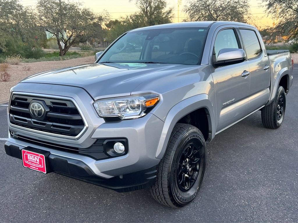2019 Toyota Tacoma Image 1