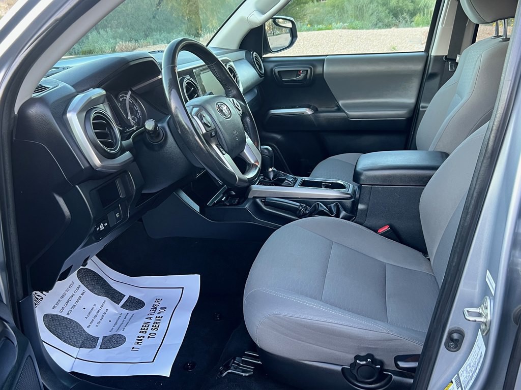 2019 Toyota Tacoma Image 8