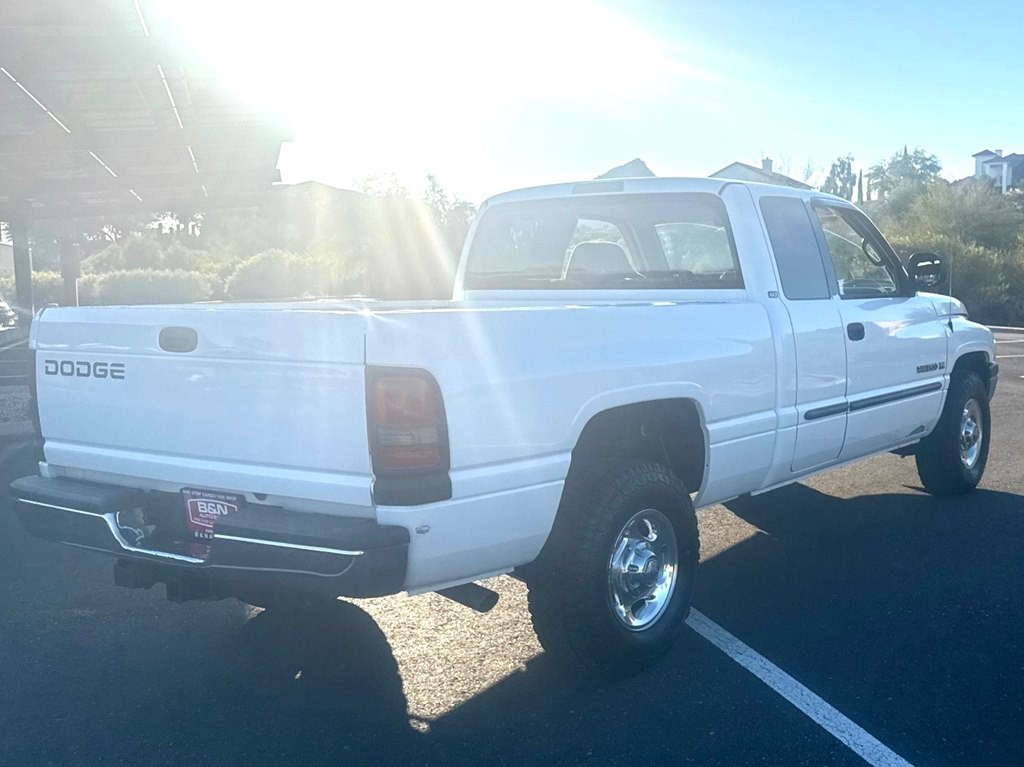 2001 Dodge Ram 2500 Image 5