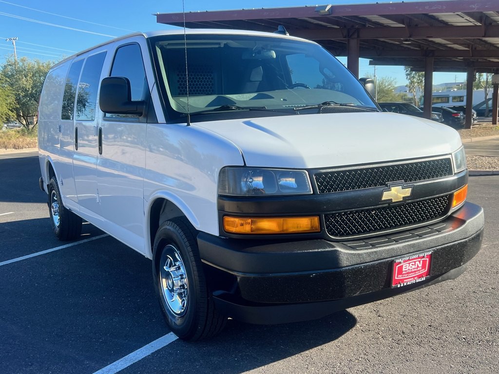 2021 Chevrolet Express Image 8