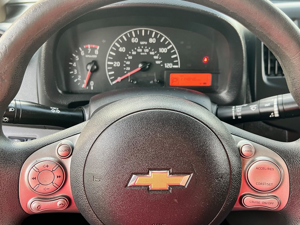 2017 Chevrolet Express Image 10