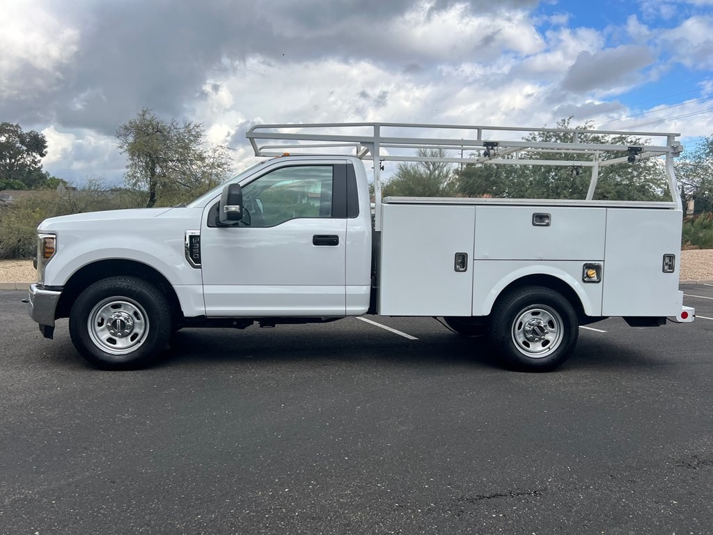 2019 Ford F-350 Image 2