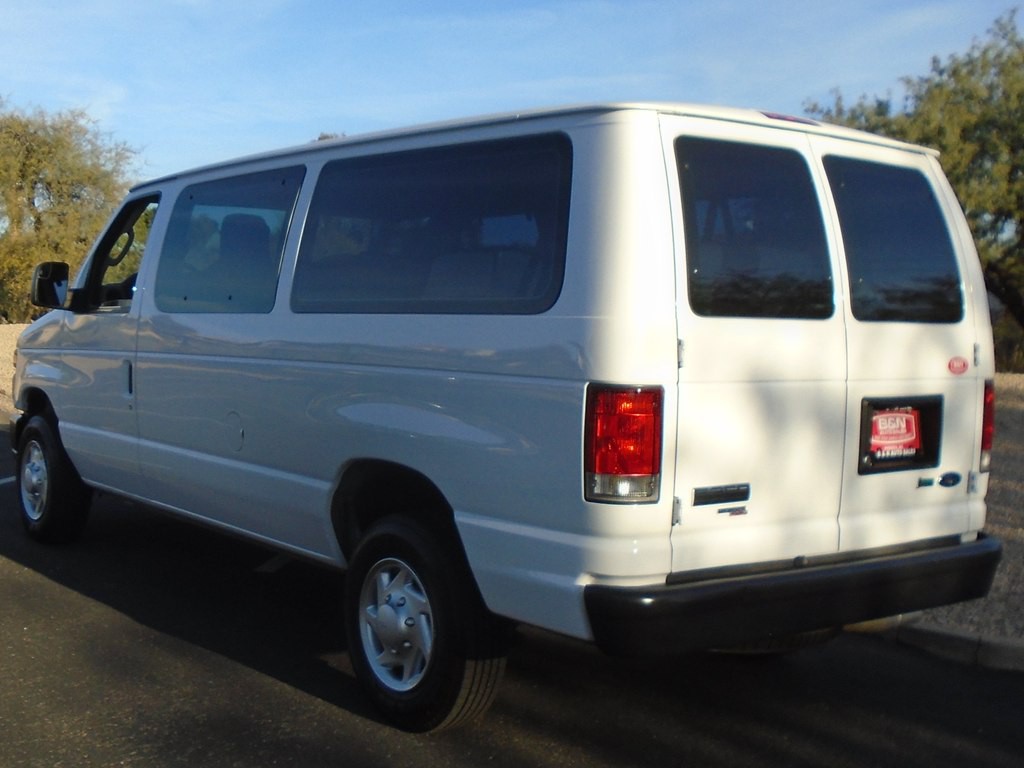 2013 Ford Econoline Image 3
