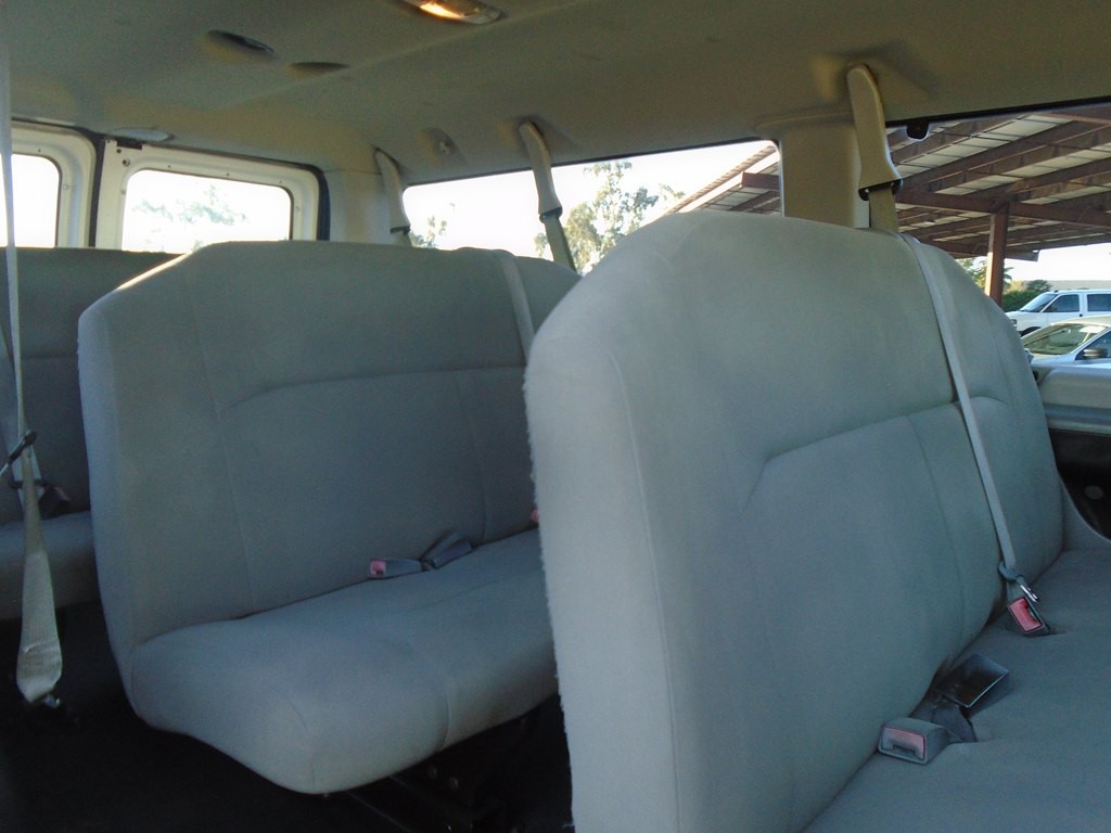 2013 Ford Econoline Image 8