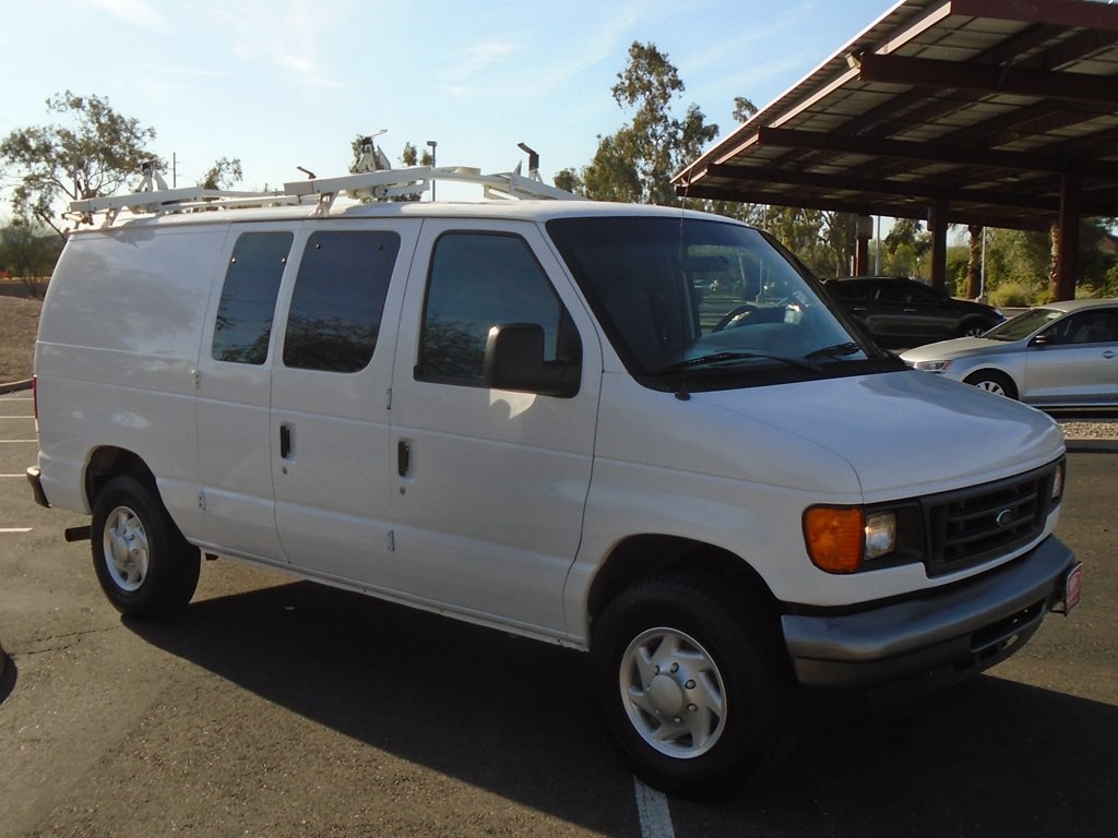 2013 Ford Econoline Image 16