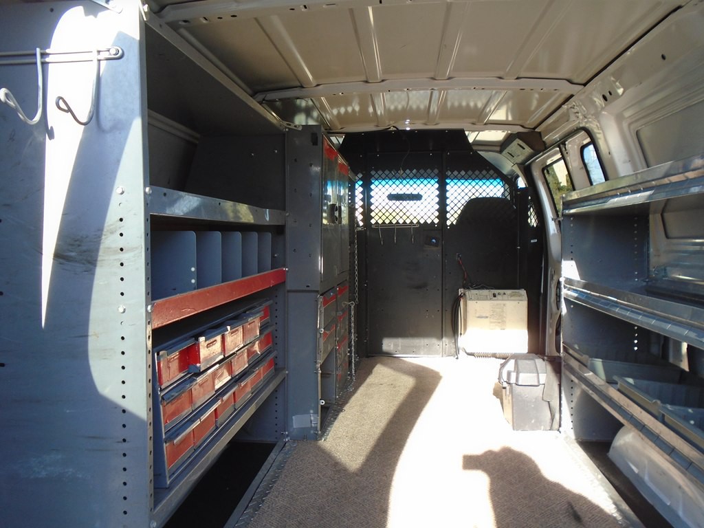 2013 Ford Econoline Image 17