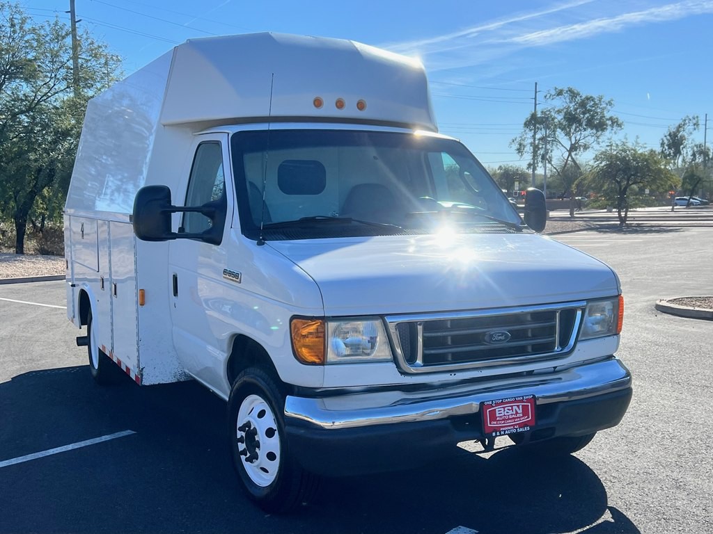 2006 Ford Econoline Image 6