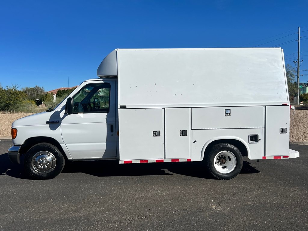 2006 Ford Econoline Image 12