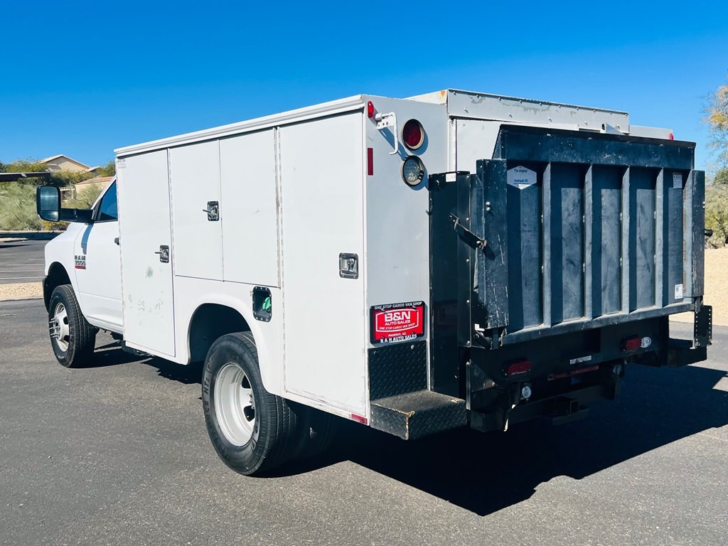 2015 RAM 3500 Image 3