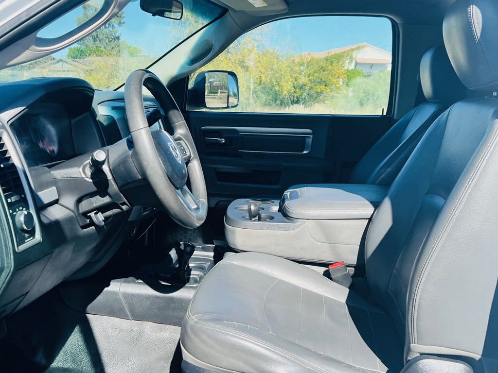 2015 RAM 3500 Image 9