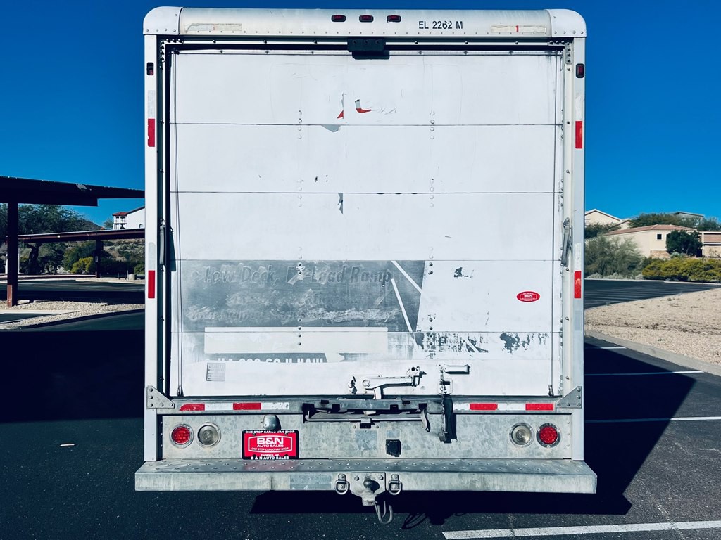 2007 Ford Econoline Image 4