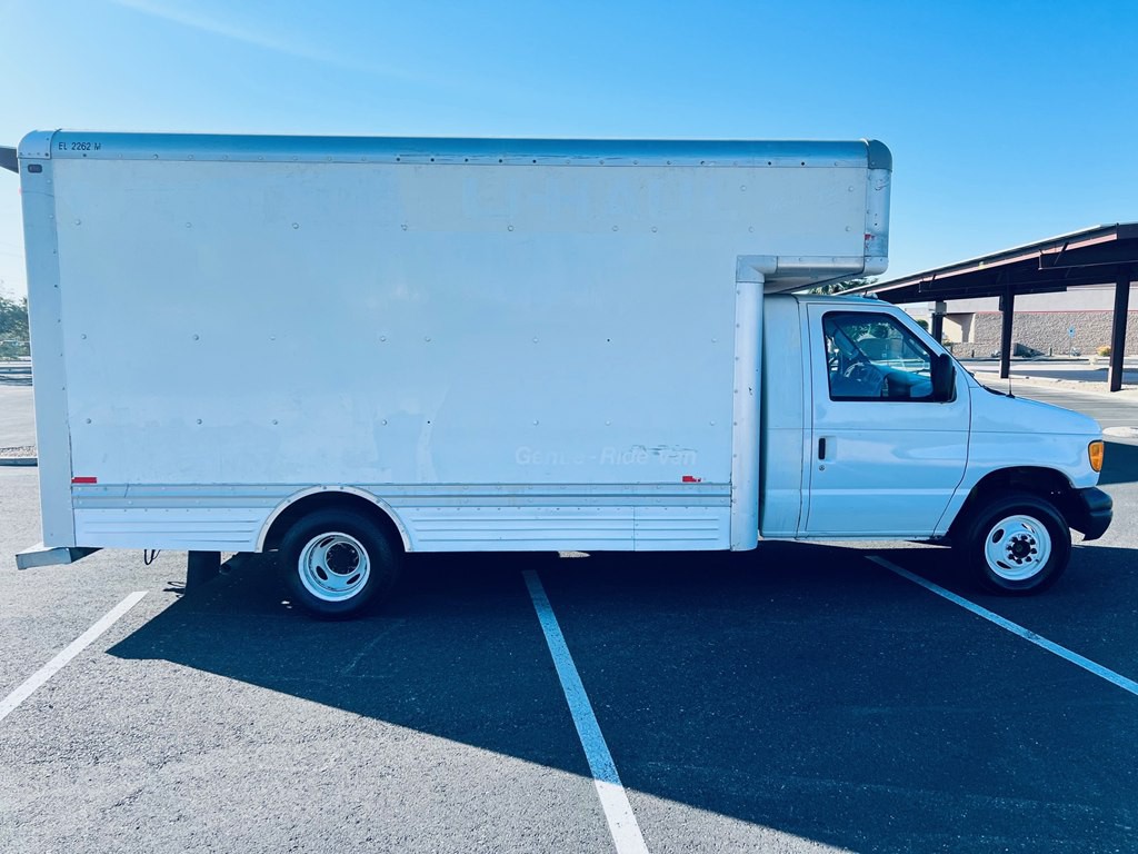 2007 Ford Econoline Image 7