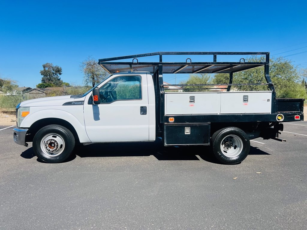 2015 Ford F-350 Image 2