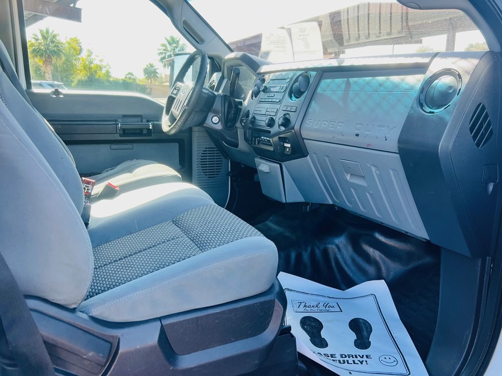 2015 Ford F-350 Image 9