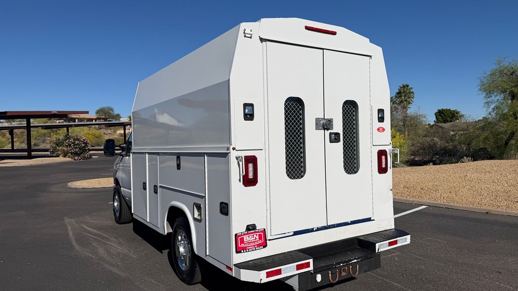 2018 Ford Econoline Image 3