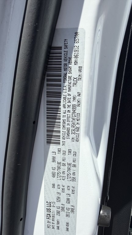 2015 RAM 2500 Image 11