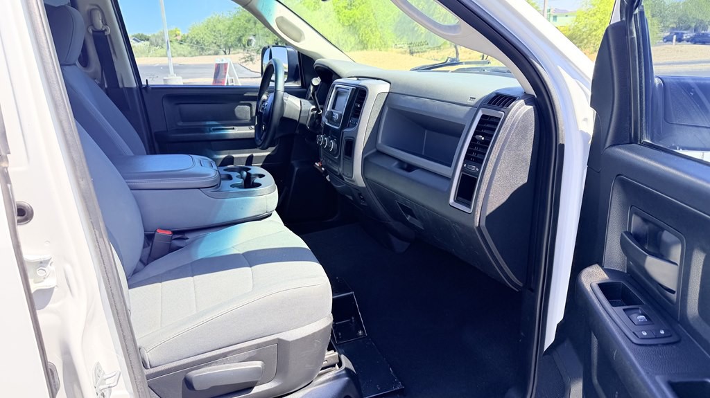 2014 RAM 1500 Image 8