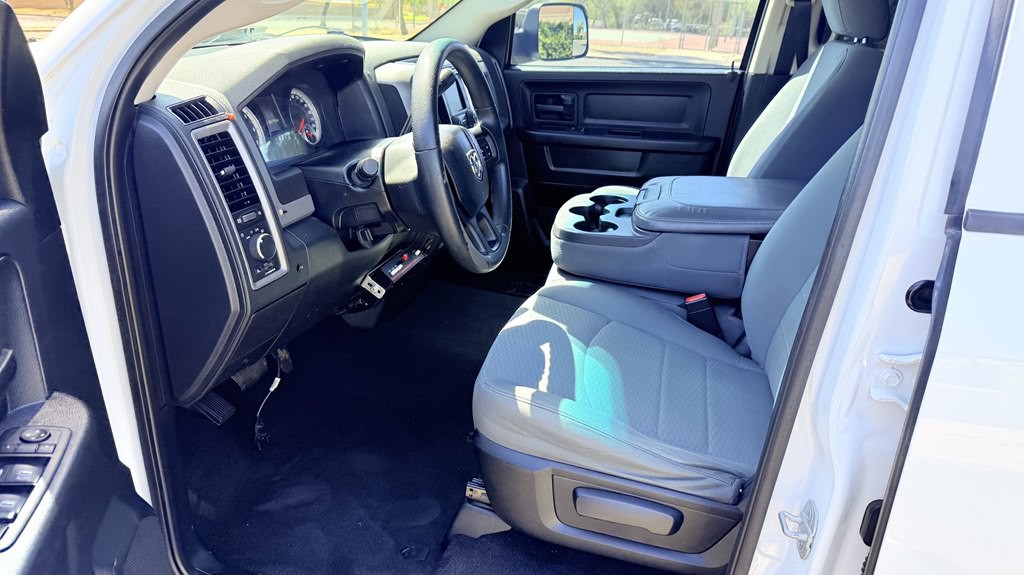 2014 RAM 1500 Image 9