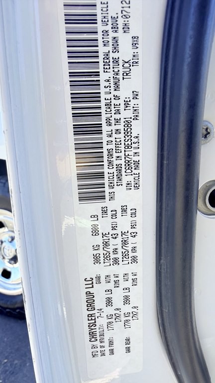 2014 RAM 1500 Image 10