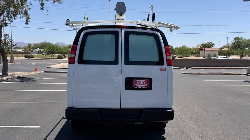 2018 Chevrolet Express Image 4