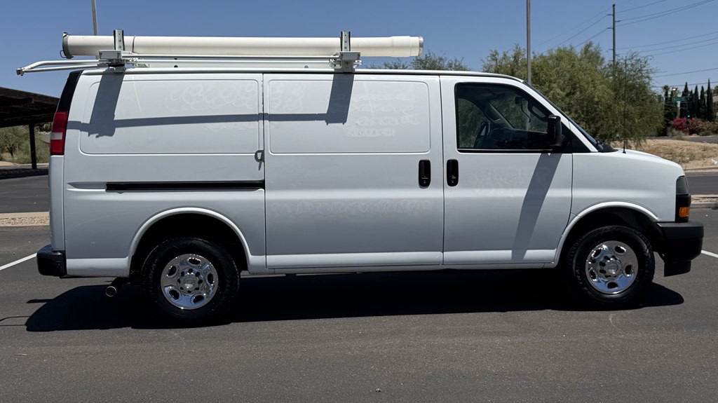 2018 Chevrolet Express Image 7