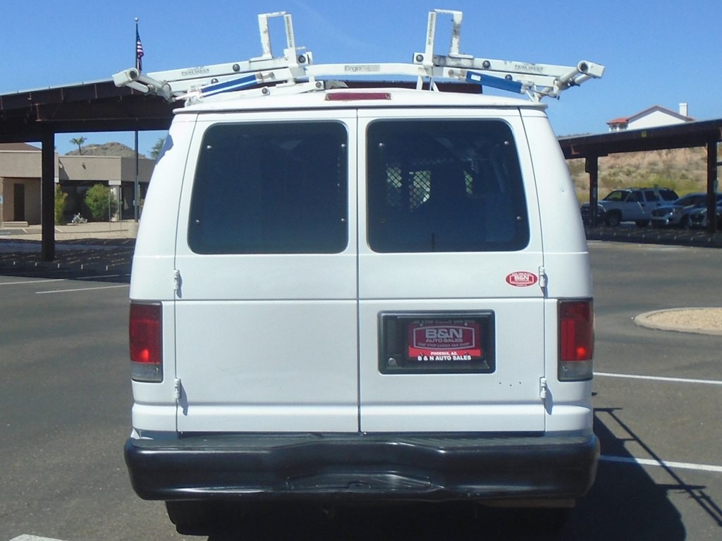 2010 Ford Econoline Image 4