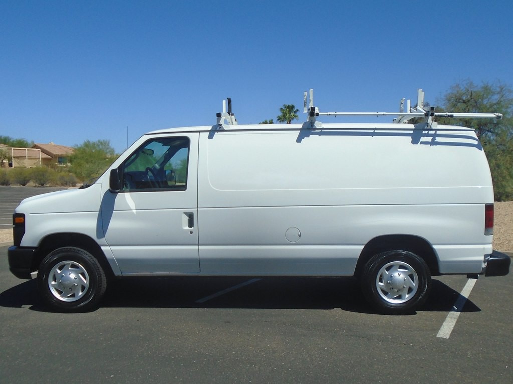 2010 Ford Econoline Image 16