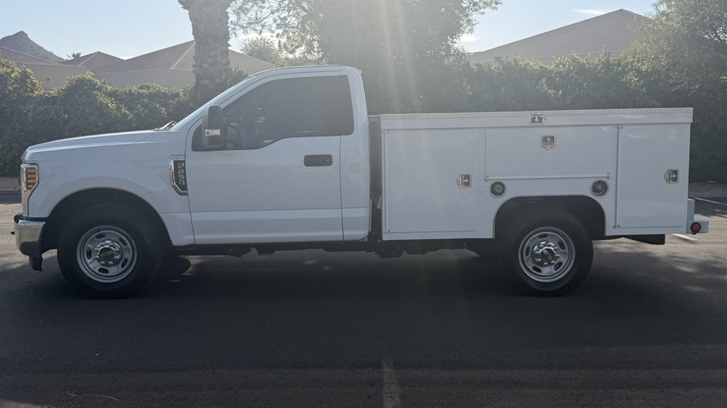 2019 Ford F-250 Image 2
