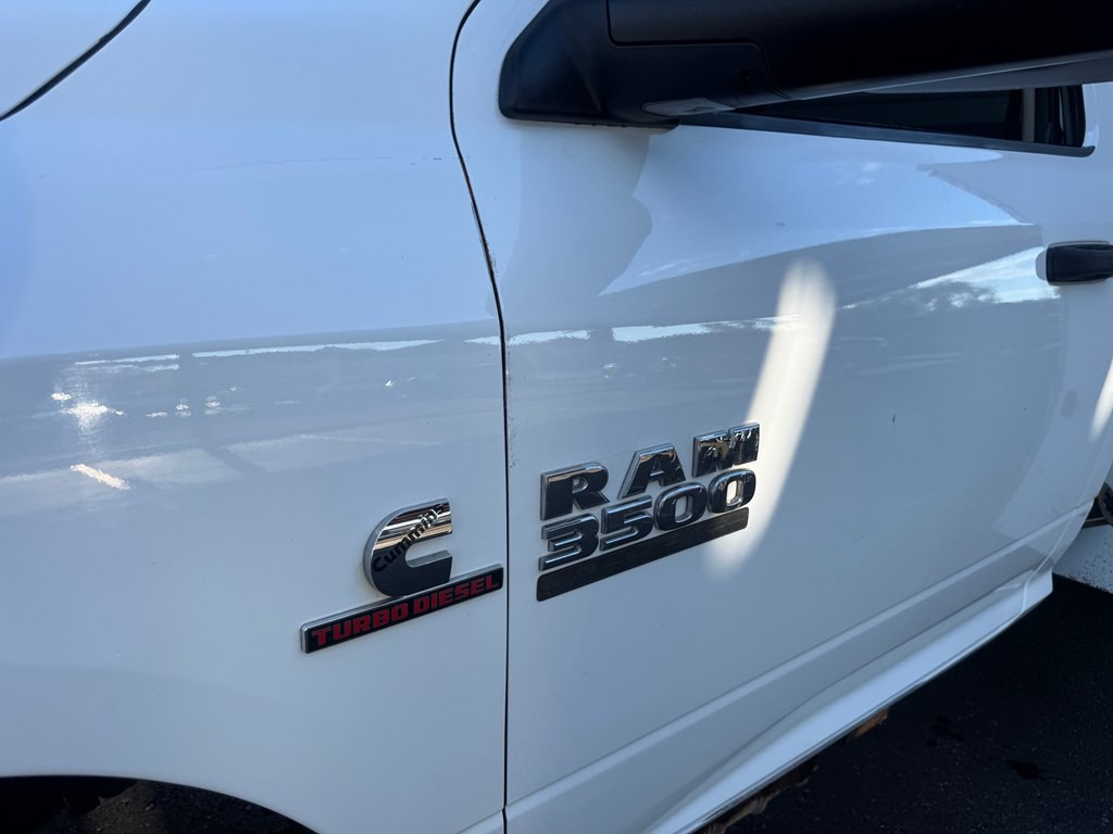 2015 RAM 3500 Image 7
