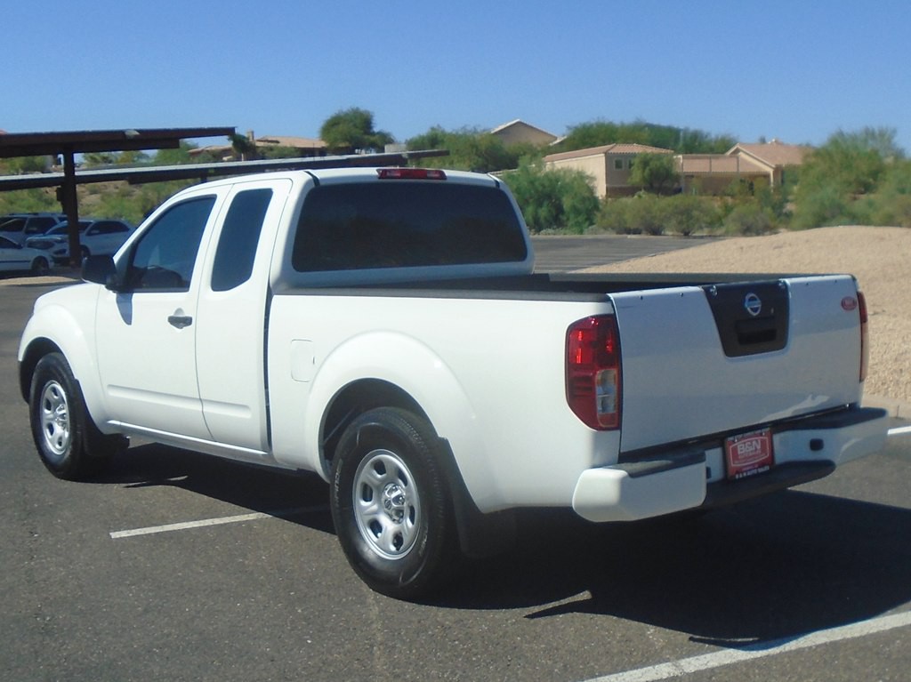 2020 Nissan Frontier Image 3