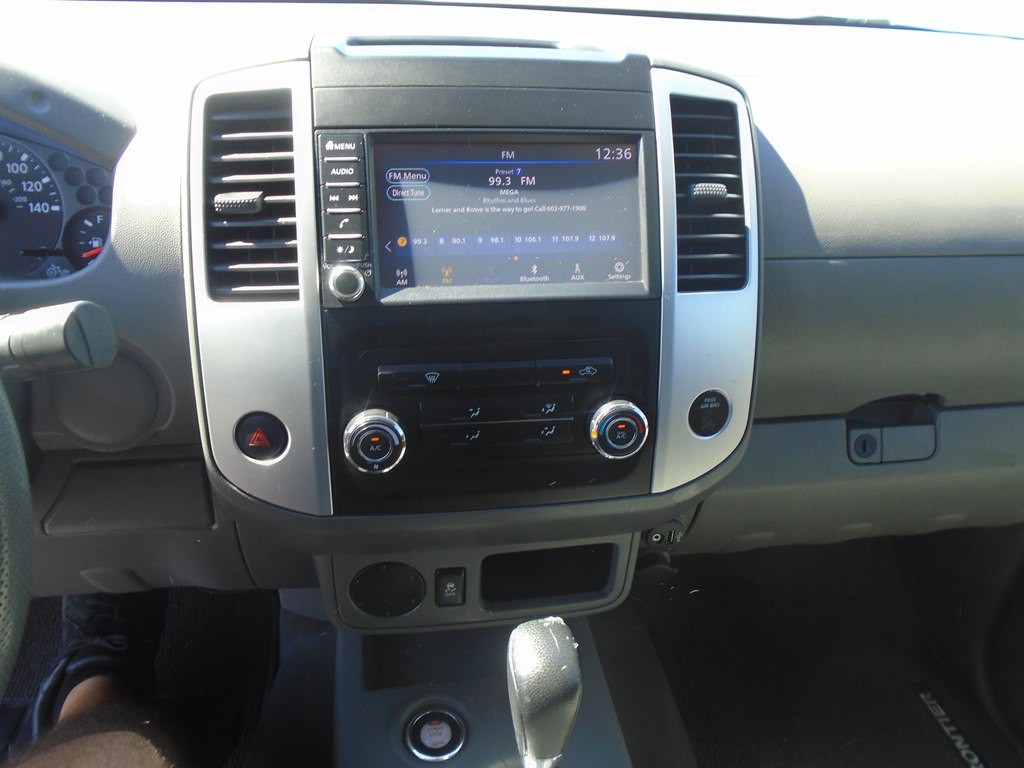 2020 Nissan Frontier Image 13