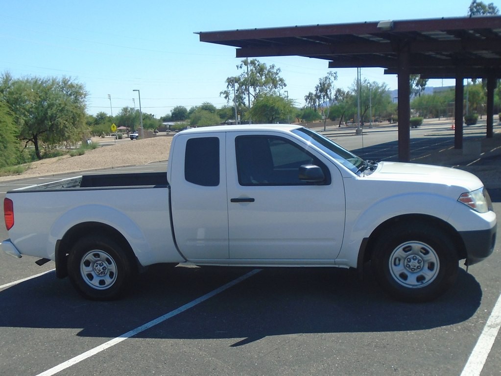 2020 Nissan Frontier Image 21