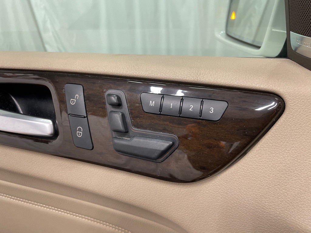 2015 Mercedes-Benz M-Class Image 34