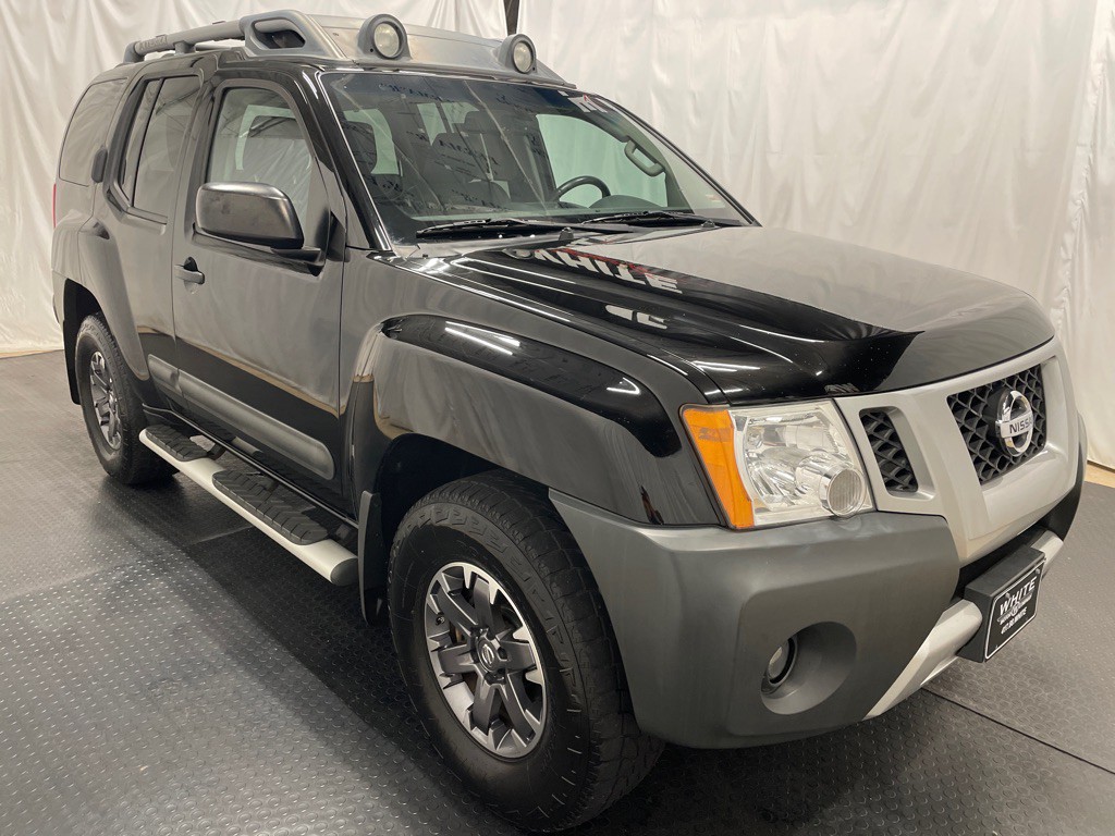 2015 Nissan Xterra Image 3