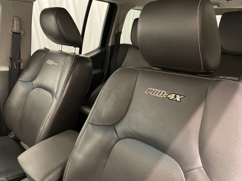 2015 Nissan Xterra Image 9