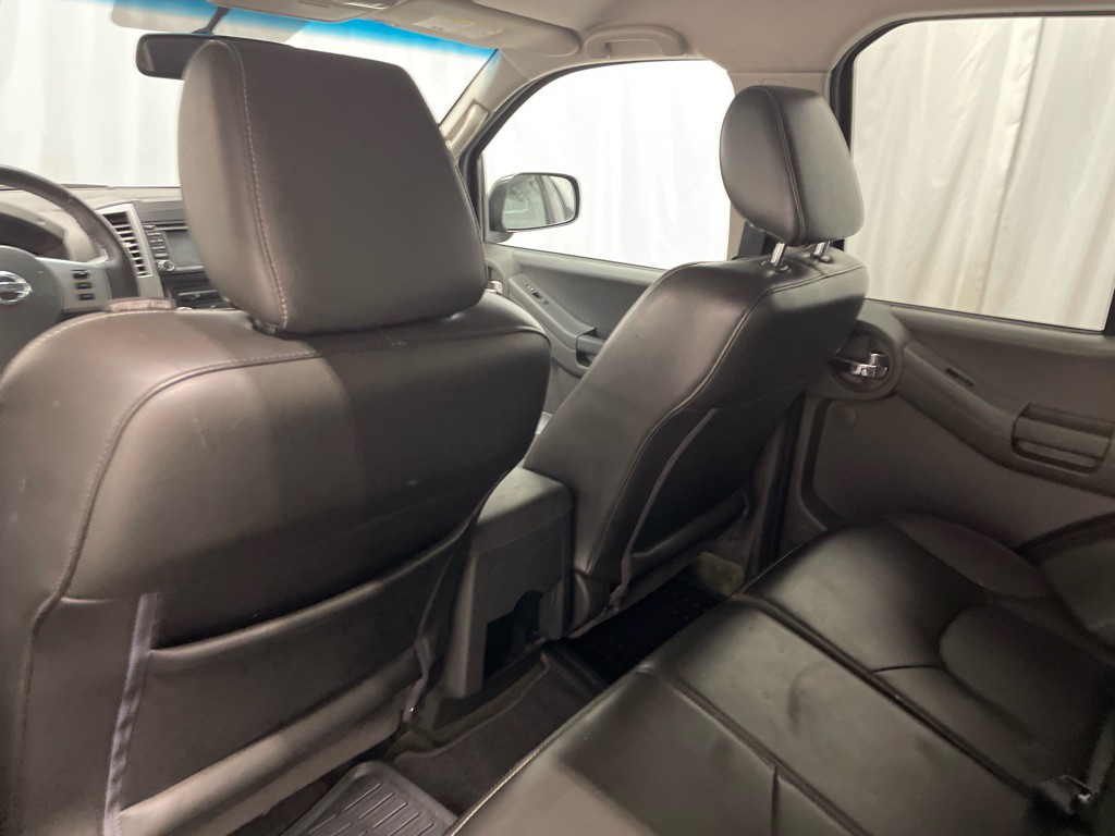 2015 Nissan Xterra Image 14