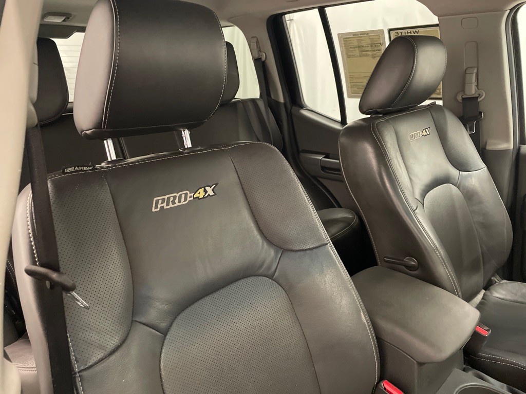 2015 Nissan Xterra Image 17