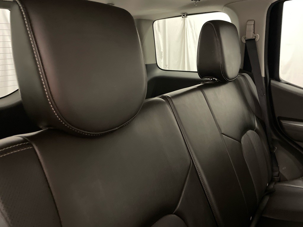 2015 Nissan Xterra Image 21
