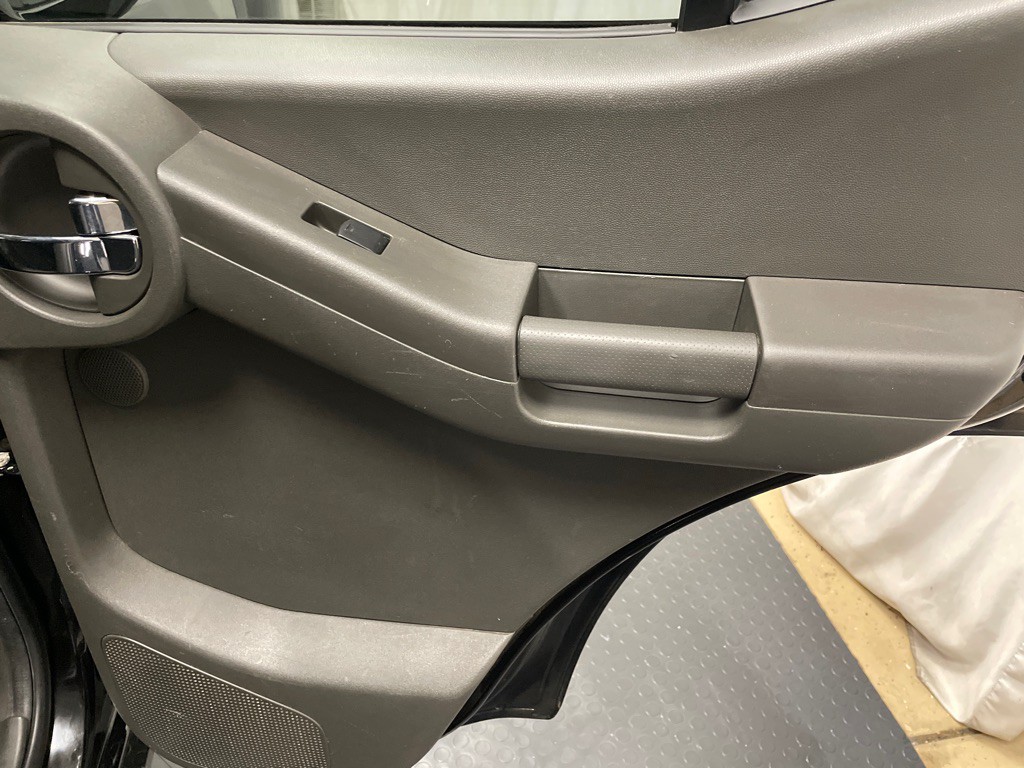 2015 Nissan Xterra Image 23