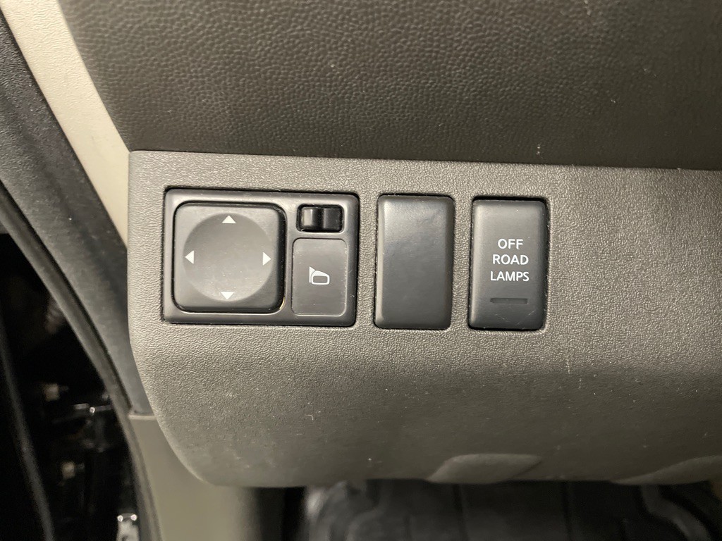 2015 Nissan Xterra Image 33