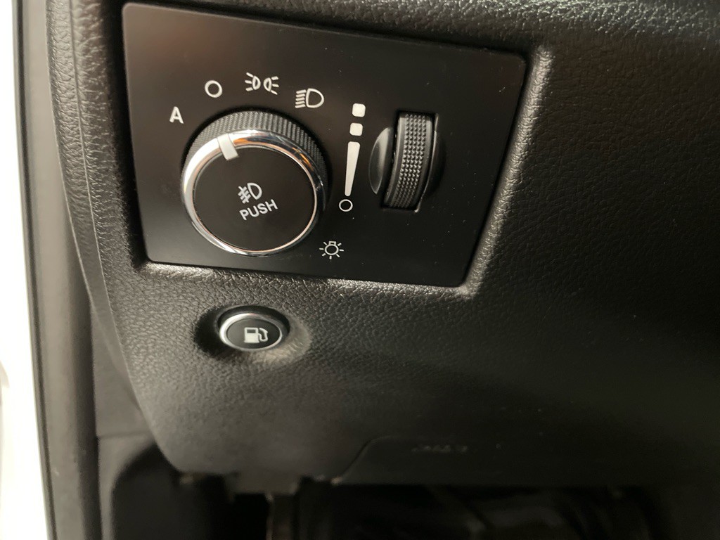 2019 Jeep Grand Cherokee Image 33