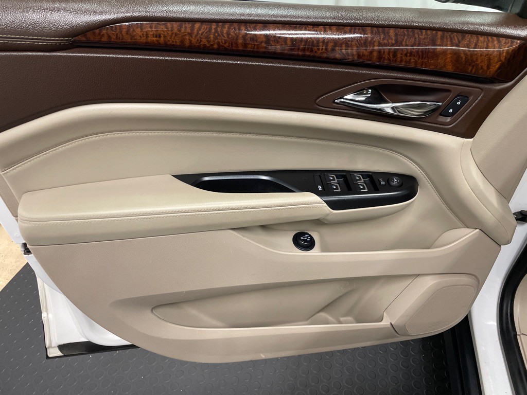 2015 Cadillac SRX Image 11