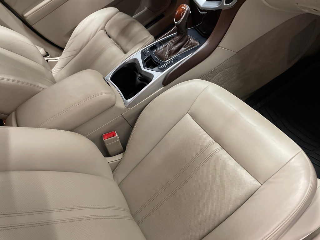 2015 Cadillac SRX Image 18