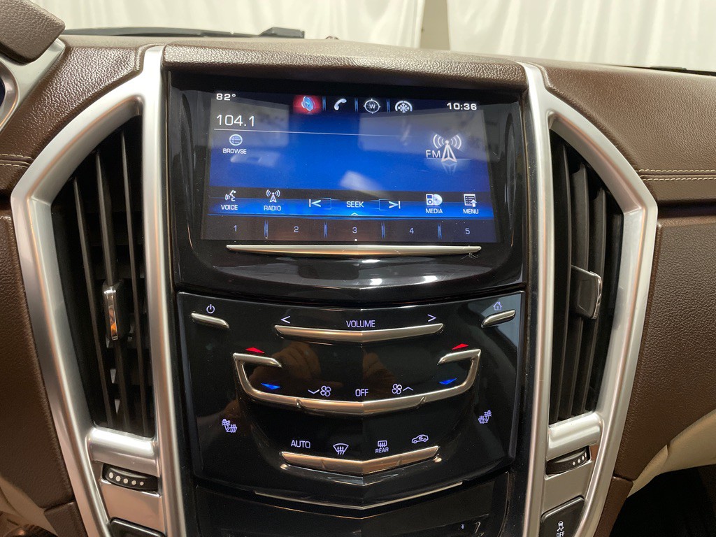 2015 Cadillac SRX Image 28