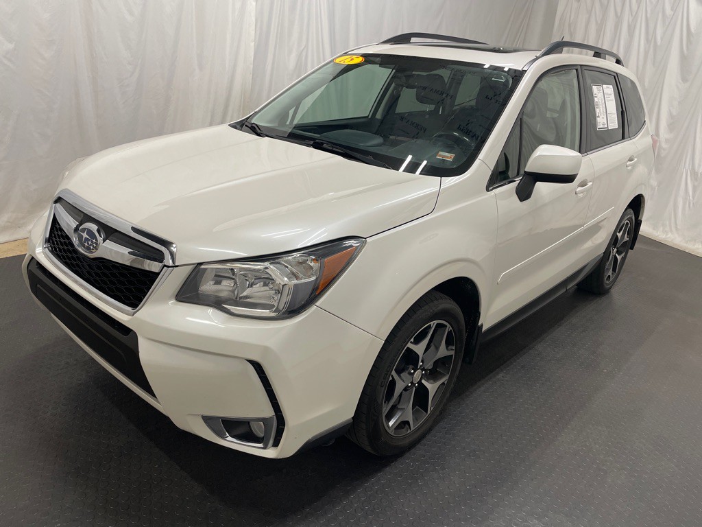2015 Subaru Forester Image 1