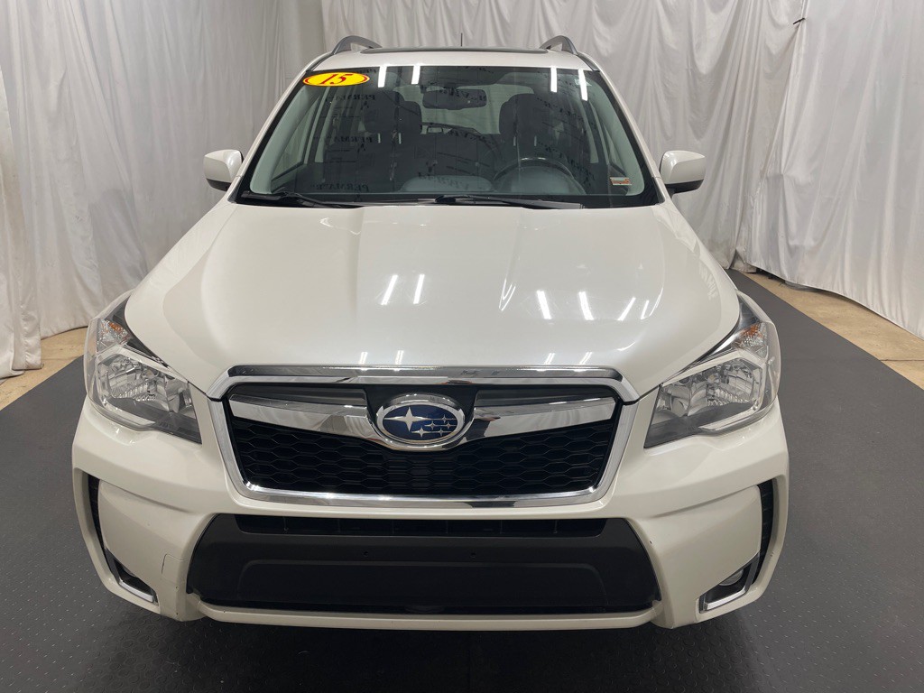 2015 Subaru Forester Image 2