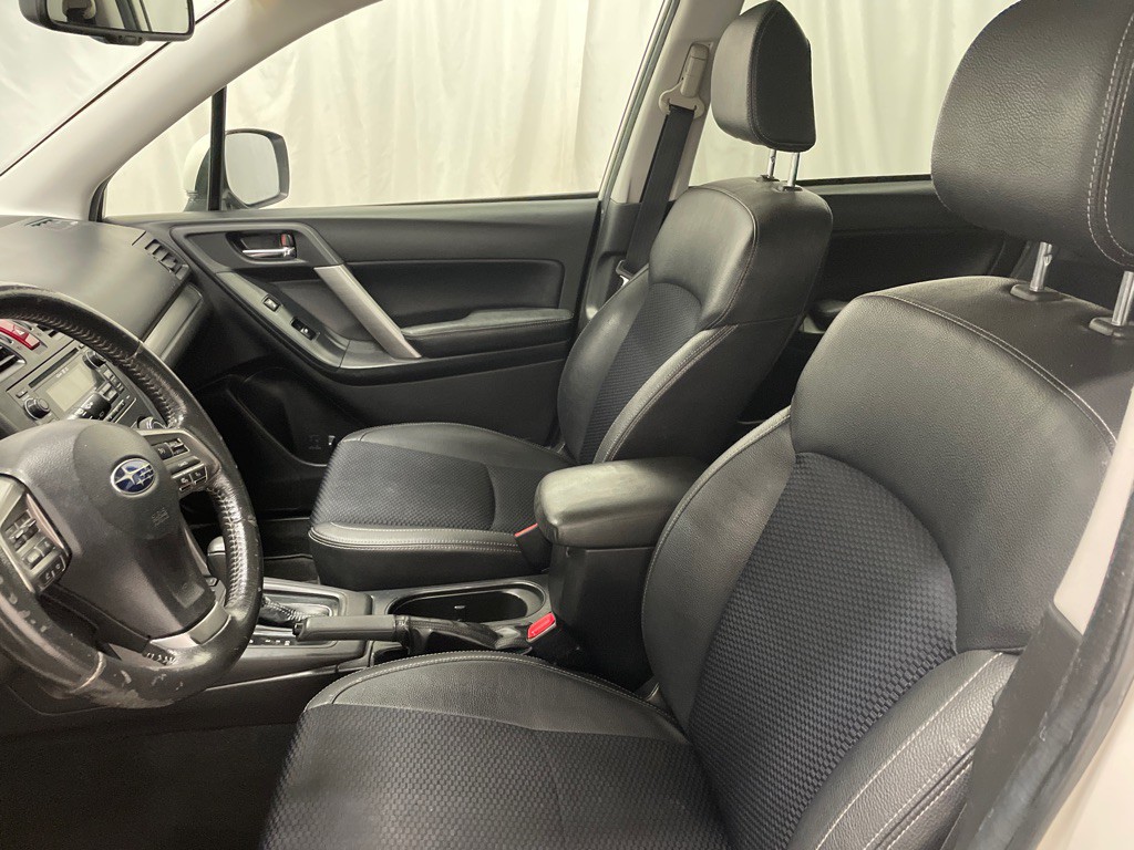 2015 Subaru Forester Image 8