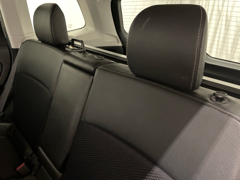 2015 Subaru Forester Image 13